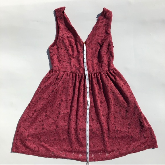 Fervour Cranberry Rose Patterned Lace Dress - Picture 3 of 6
